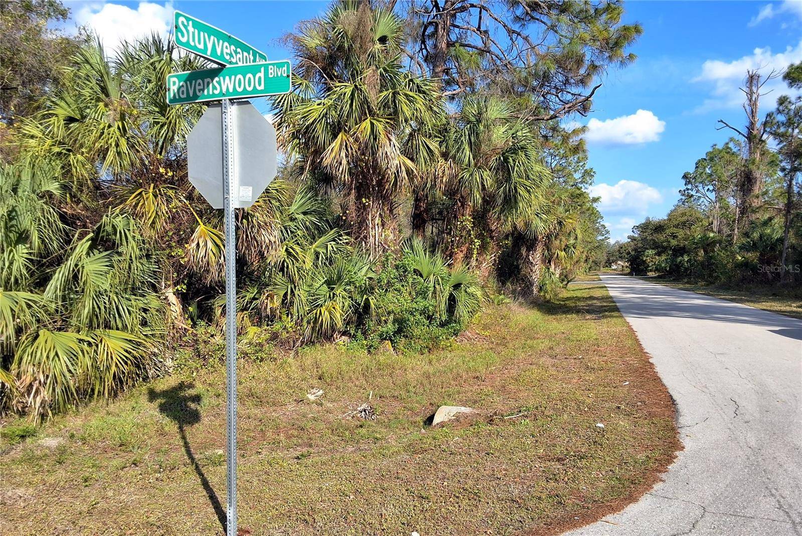Port Charlotte, FL 33954,19034 STUYVESANT AVE