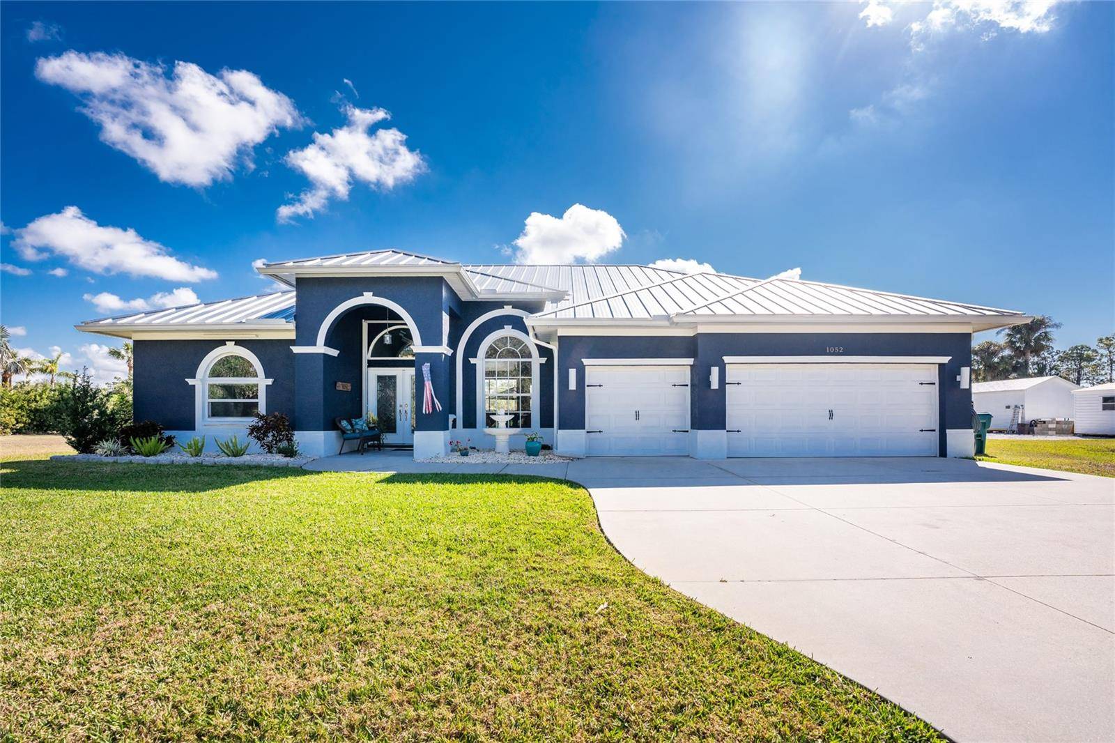 1052 EPPINGER DR, Port Charlotte, FL 33953