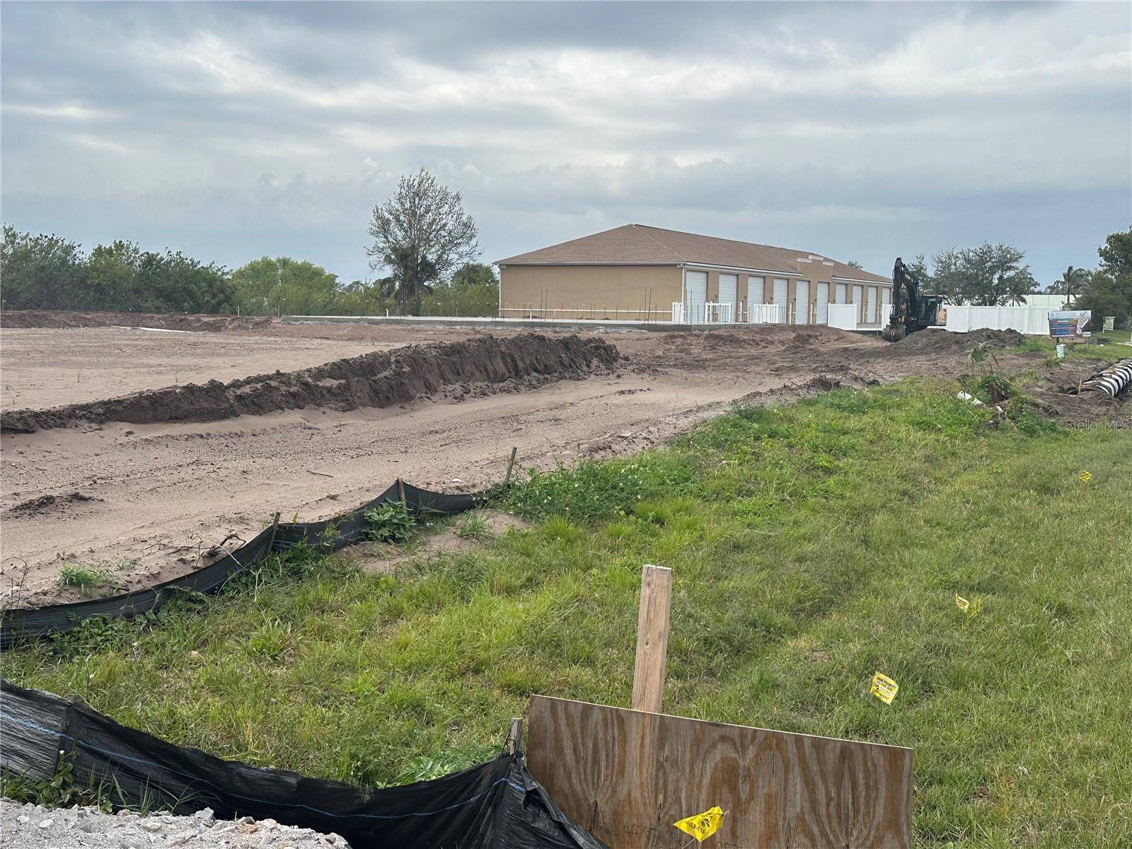 Punta Gorda, FL 33950,4017 TAYLOR RD #B3or6