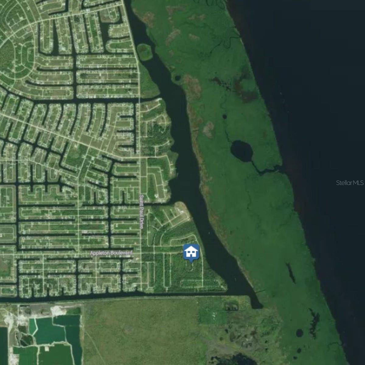 Port Charlotte, FL 33981,10543 MANGROVE CIR