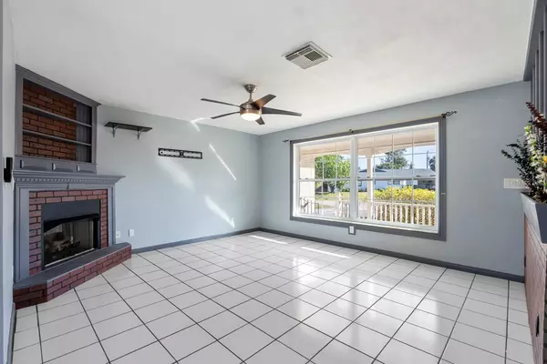 Cape Coral, FL 33904,1332 SE 44TH ST