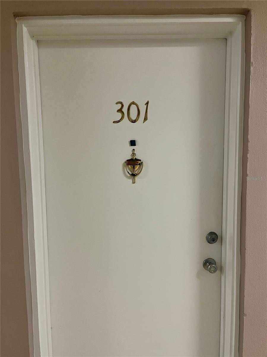 Port Charlotte, FL 33952,3100 HARBOR BLVD #301