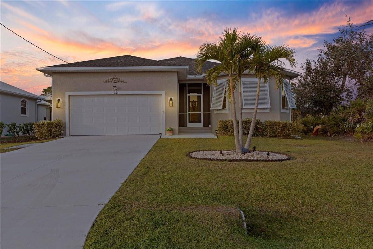 122 GLADES DR, Rotonda West, FL 33947