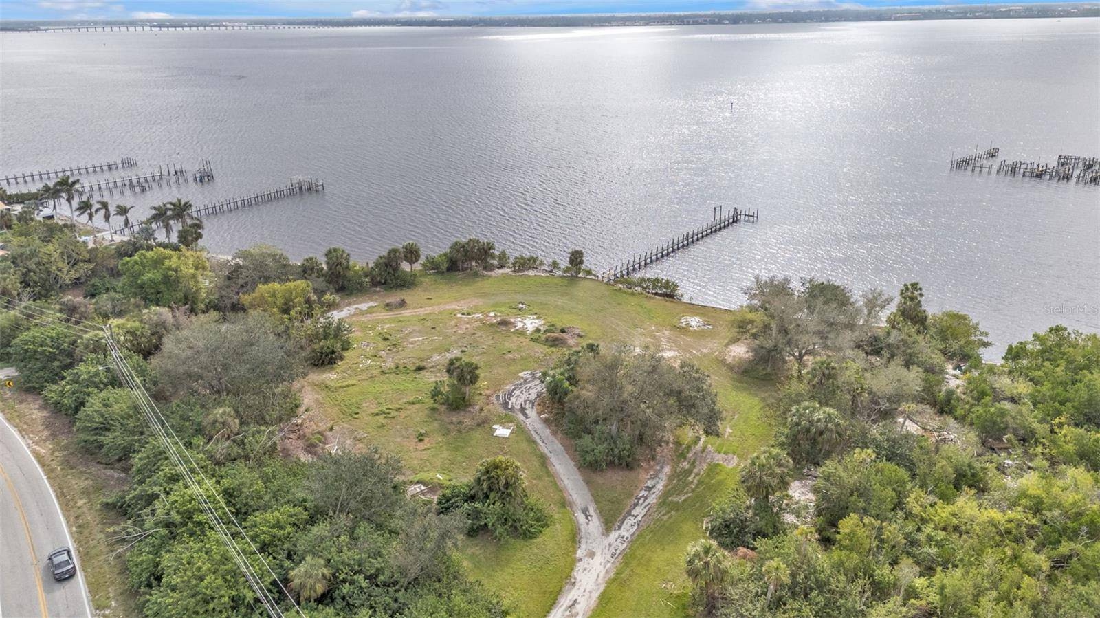 Punta Gorda, FL 33980,24105 HARBORVIEW RD