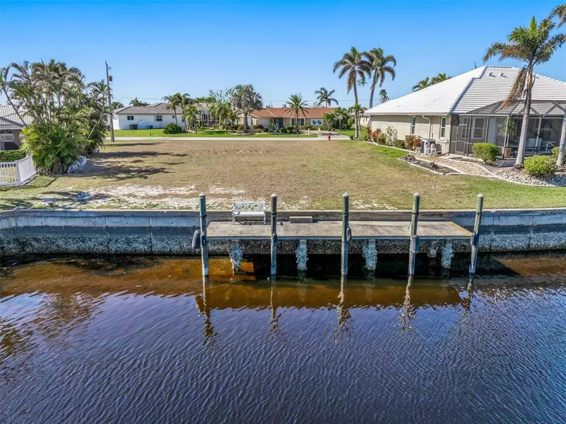 838 SANTA MARGERITA LN, Punta Gorda, FL 33950