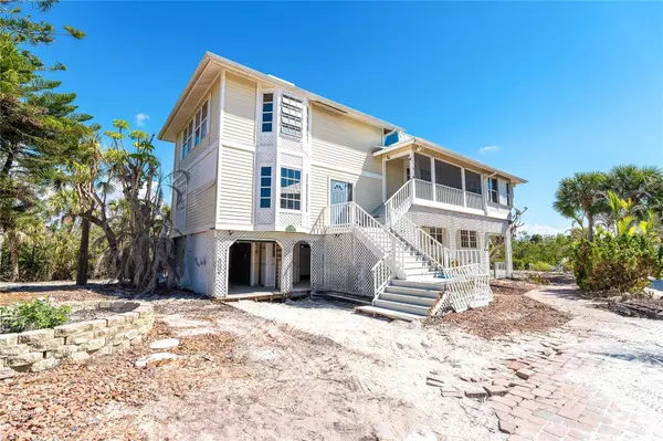 Placida, FL 33946,20 PALM DR