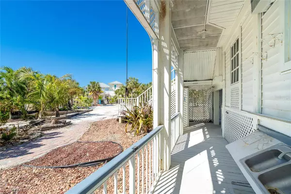 Placida, FL 33946,20 PALM DR