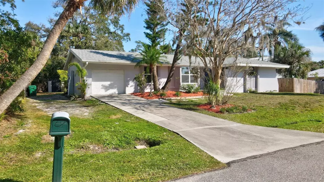 1052 ARCHER ST, Port Charlotte, FL 33952