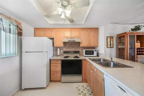 Punta Gorda, FL 33983,25275 RAMPART BLVD #1602