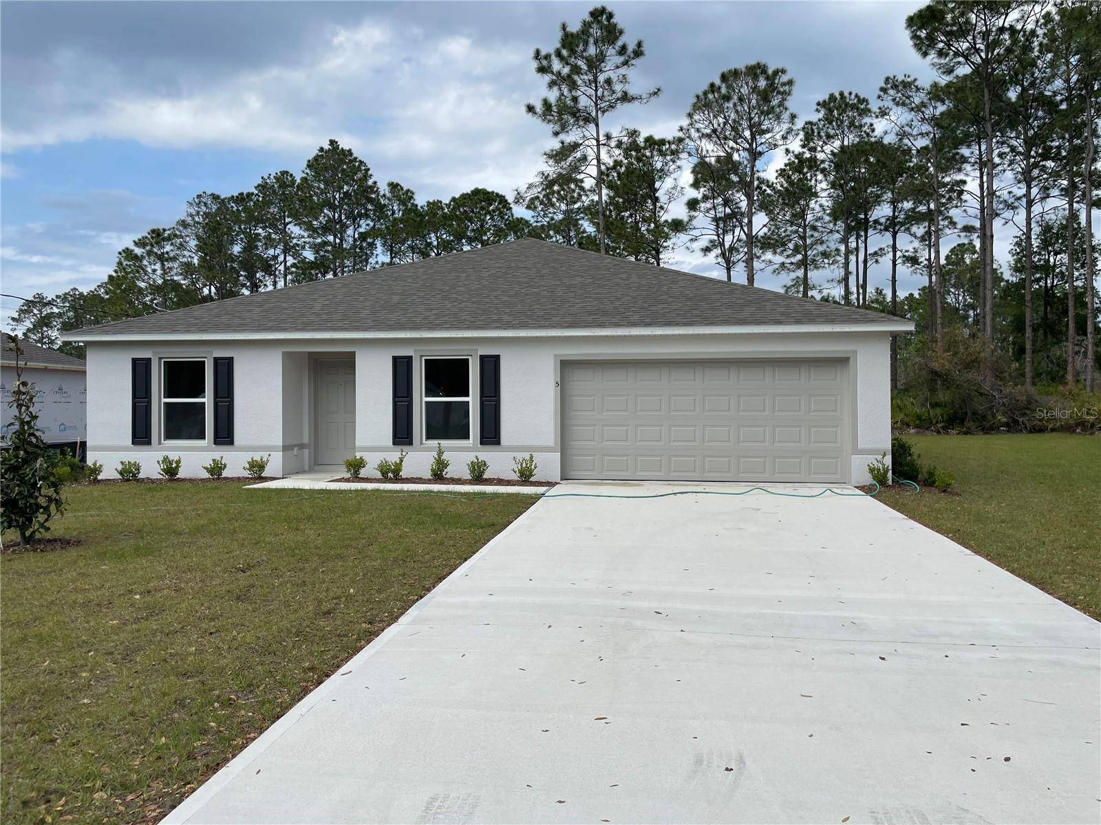 5 UPLAND PL, Palm Coast, FL 32164