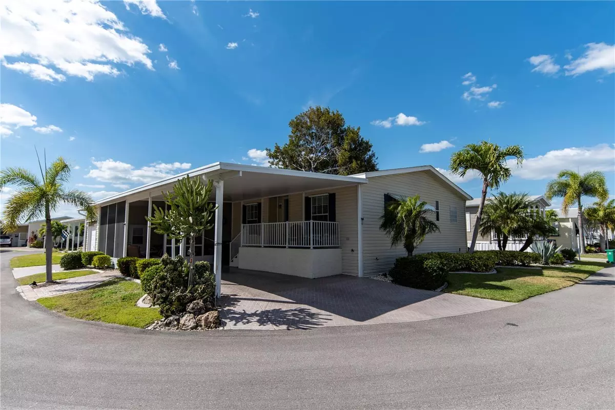 Punta Gorda, FL 33950,18 EMDEN CIR