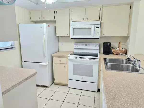 Punta Gorda, FL 33983,25225 RAMPART BLVD #1404