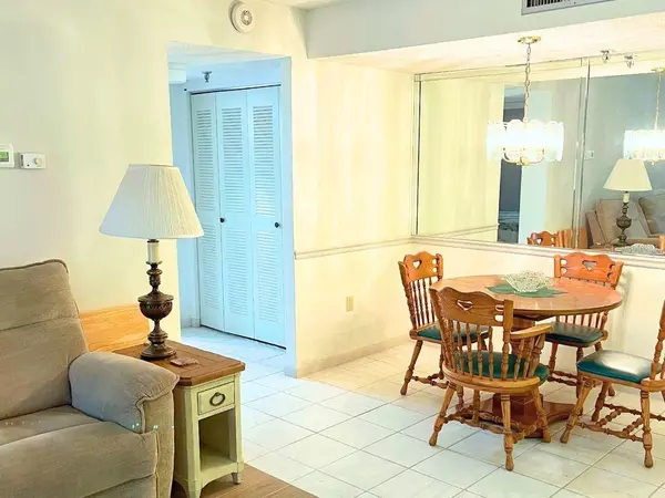 Port Charlotte, FL 33952,3006 CARING WAY #329