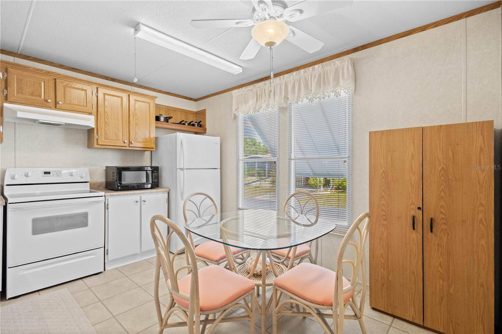 Port Charlotte, FL 33980,24437 HARBORVIEW RD #57