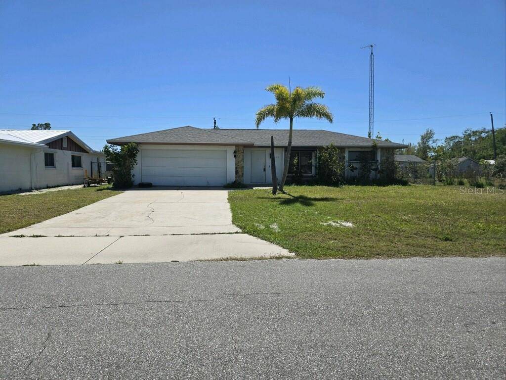 417 CYPRESS AVE NW, Port Charlotte, FL 33952