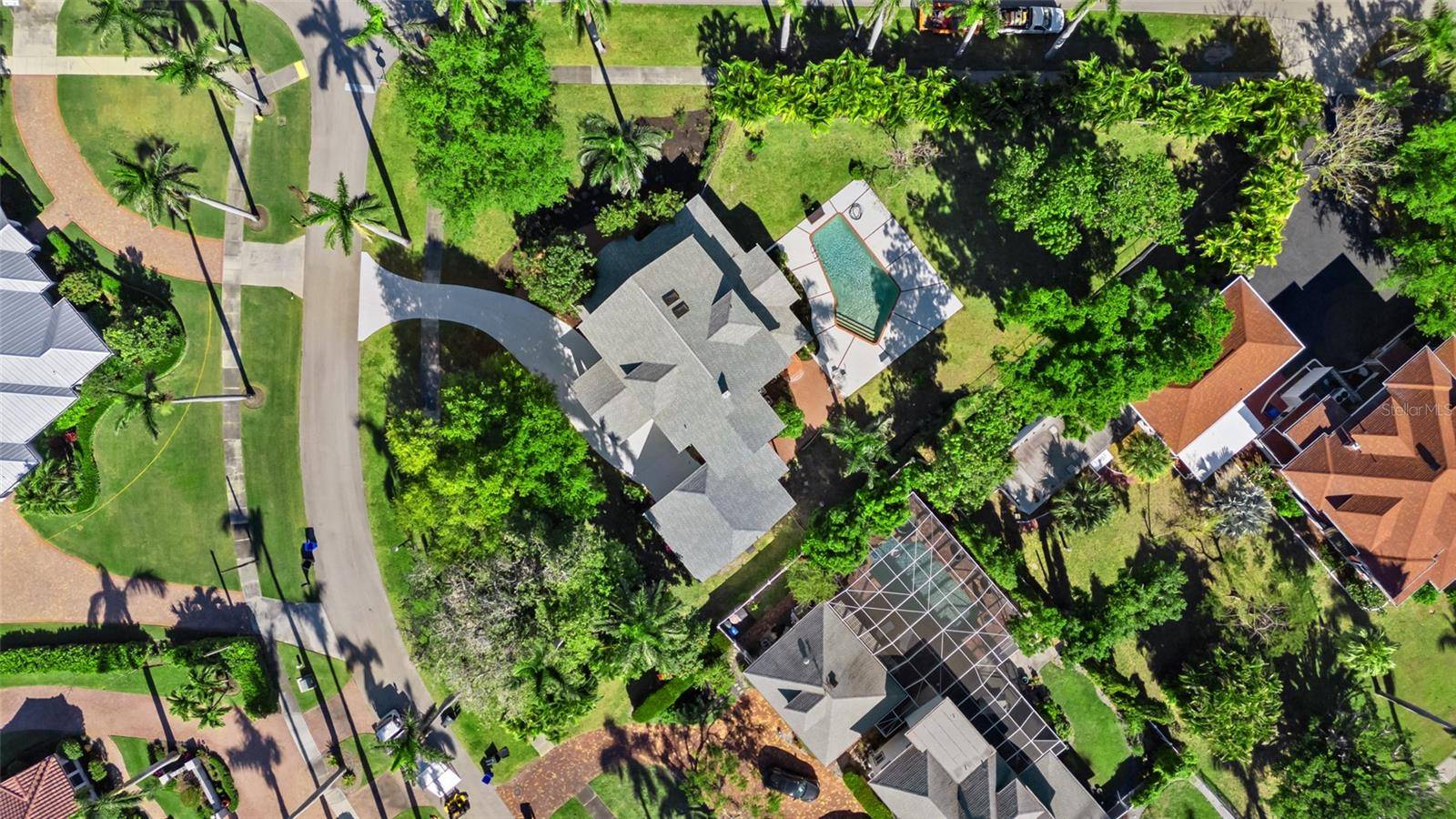 3235 AVOCADO DR, Fort Myers, FL 33901