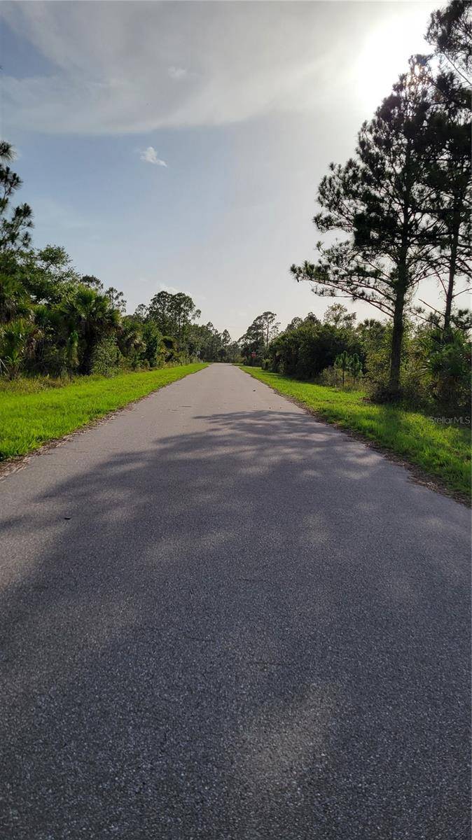 Port Charlotte, FL 33953,12470 BENNER LN