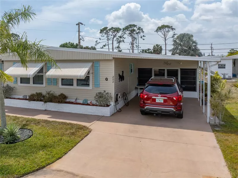 202 HARVEST LN, North Fort Myers, FL 33917