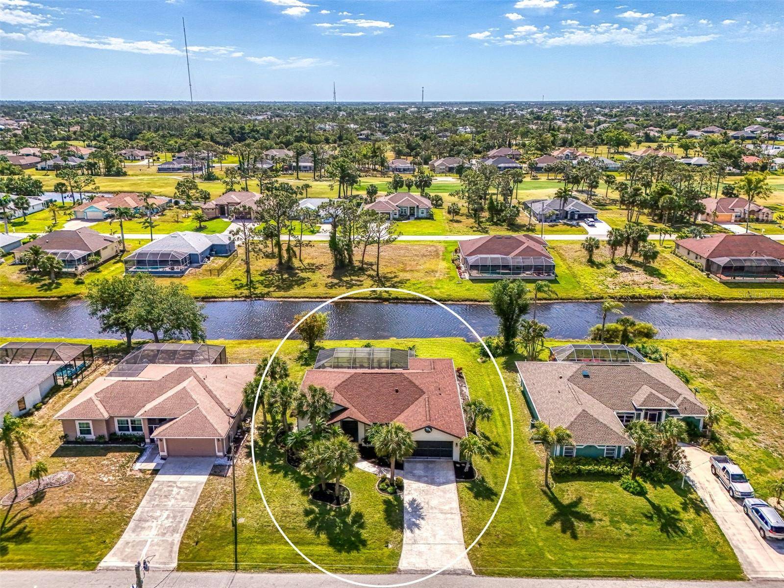 Rotonda West, FL 33947,32 LONG MEADOW LN