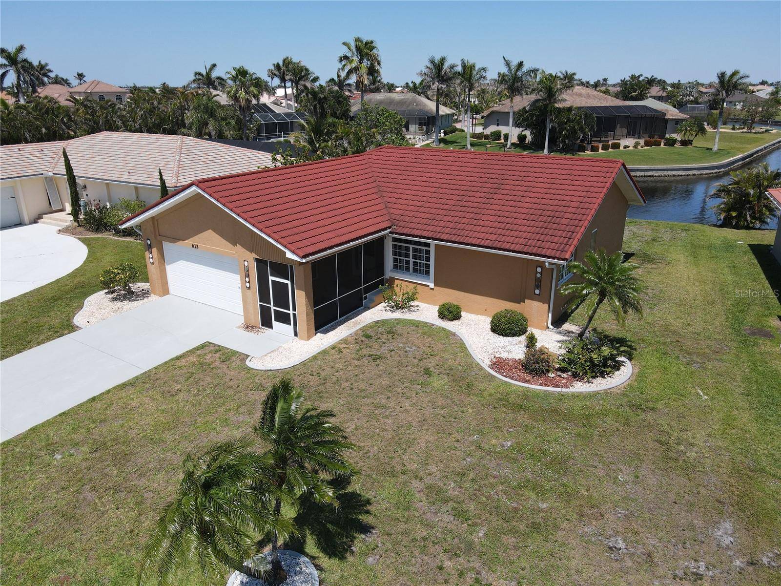 Punta Gorda, FL 33950,612 MACEDONIA DR