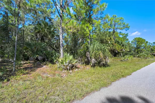 North Port, FL 34288,VIVIAN RD