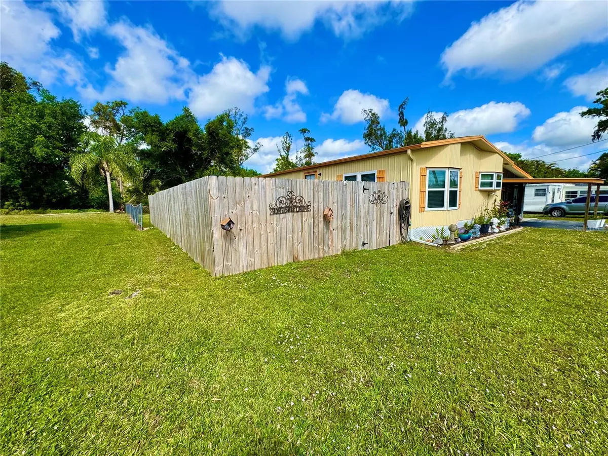 Punta Gorda, FL 33982,4051 INDIANA DR