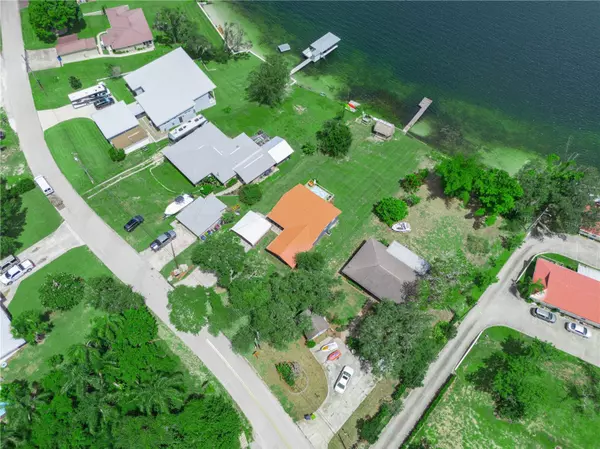 Lake Placid, FL 33852,113 MCCOY DR