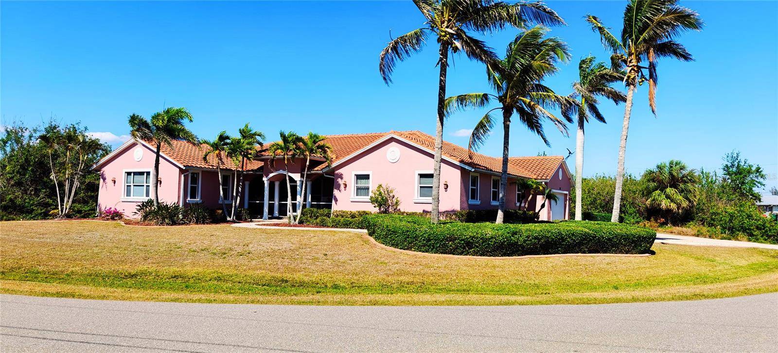 Port Charlotte, FL 33981,8233 BURWELL CIR