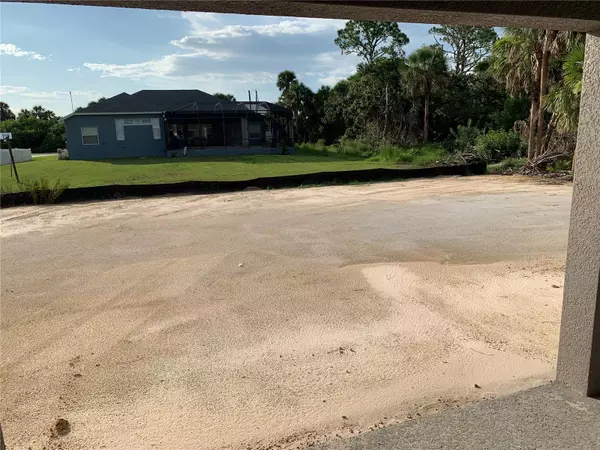 Rotonda West, FL 33947,112 COUGAR WAY