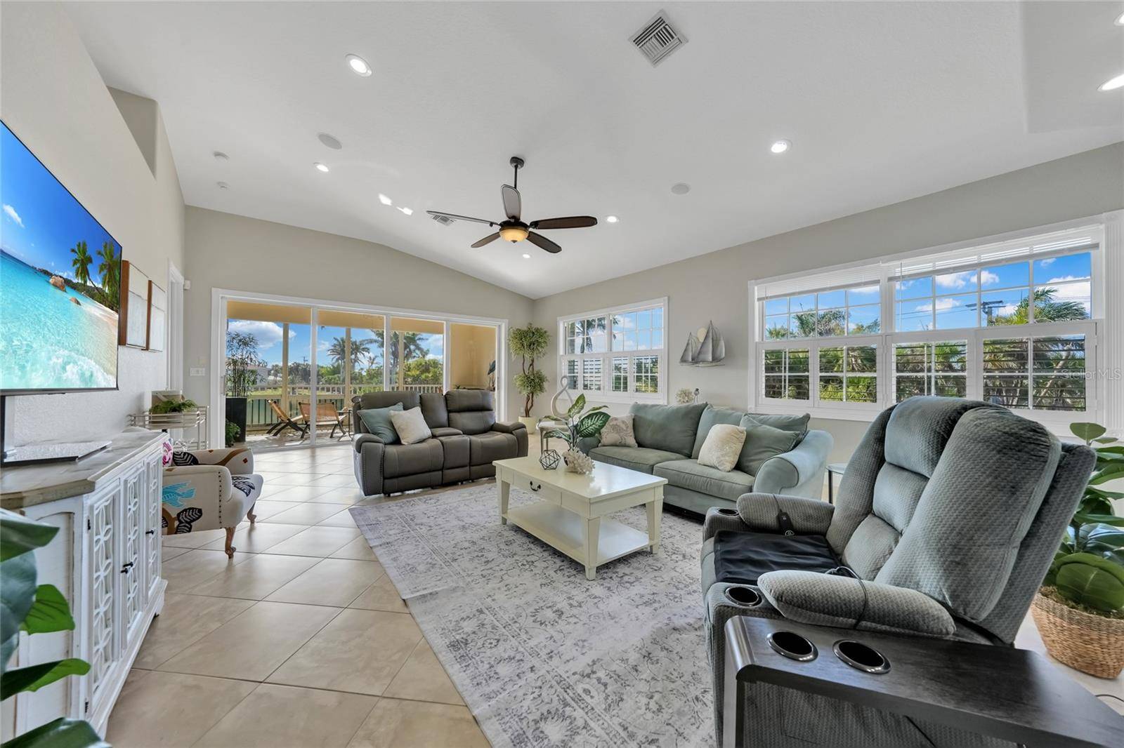 Punta Gorda, FL 33950,196 TARPON COVE BLVD #722