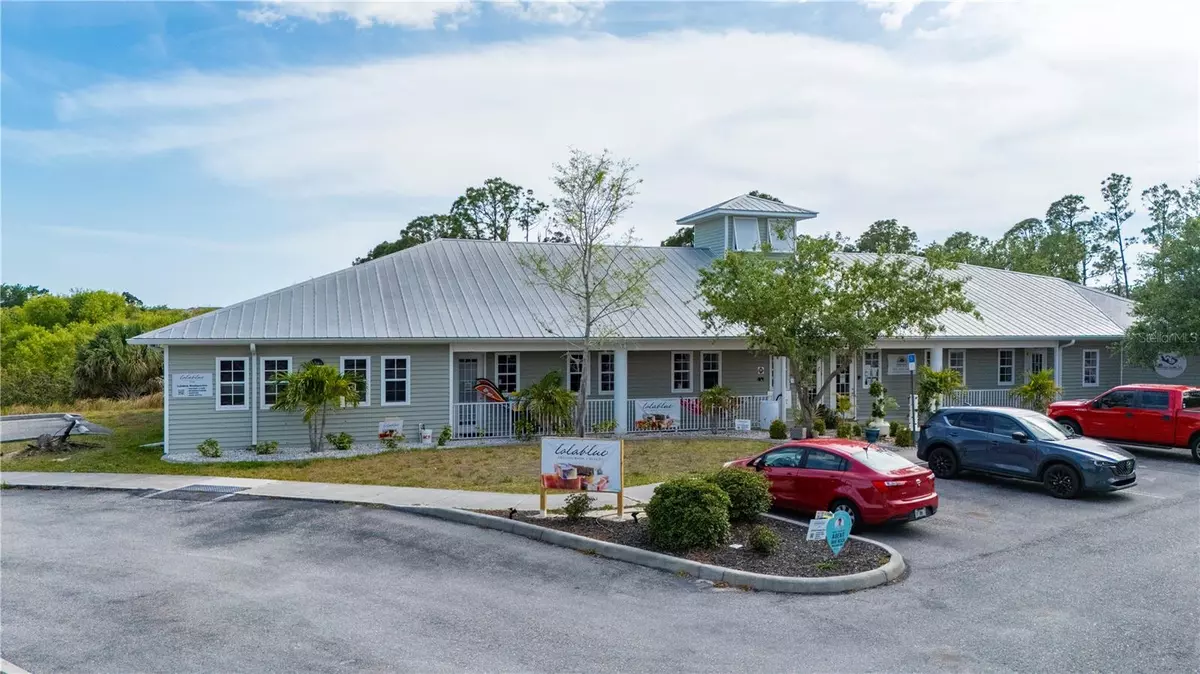 North Port, FL 34288,2525 BOBCAT VILLAGE CENTER RD