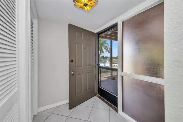 Punta Gorda, FL 33983,26336 NADIR RD #10