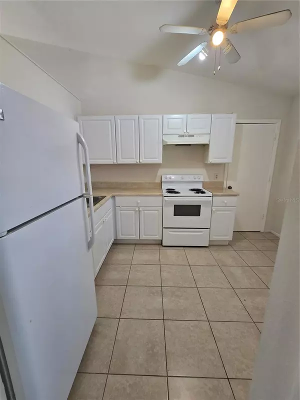 Port Charlotte, FL 33952,19583 KAPOK CT