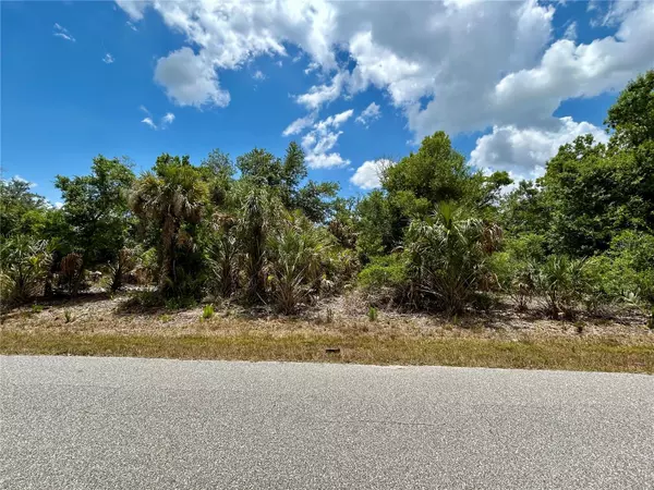 7213 TREADWAY RD, Port Charlotte, FL 33981