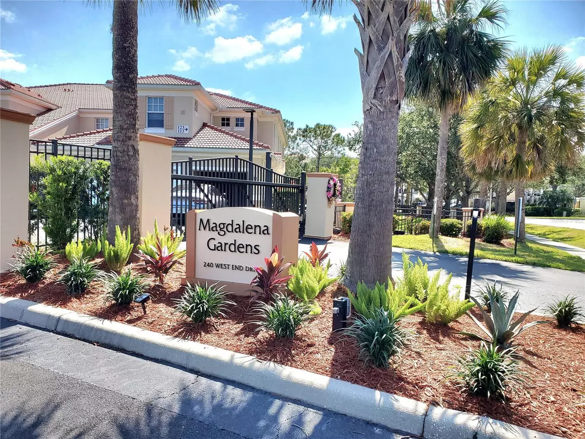 Punta Gorda, FL 33950,240 W END DR #412