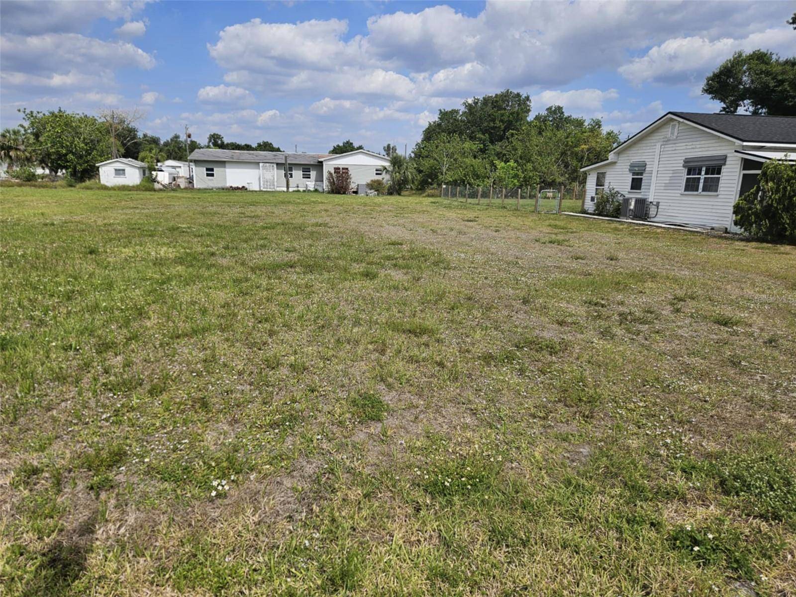 Punta Gorda, FL 33950,5900 OAKVIEW LN