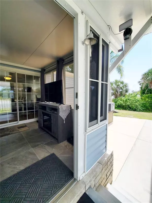 Punta Gorda, FL 33980,24437 HARBORVIEW RD #114
