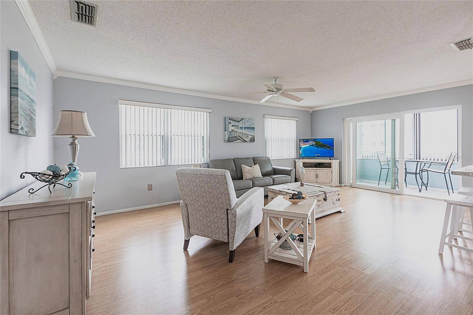 St Petersburg, FL 33709,6070 80TH ST N #215