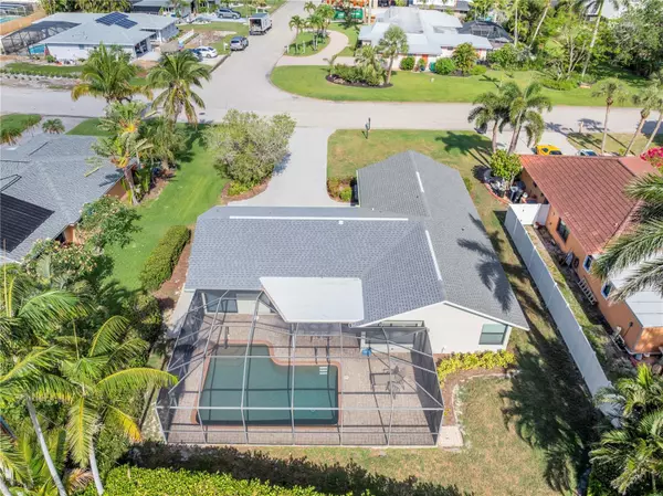 Fort Myers, FL 33919,5240 FAIRFIELD DR