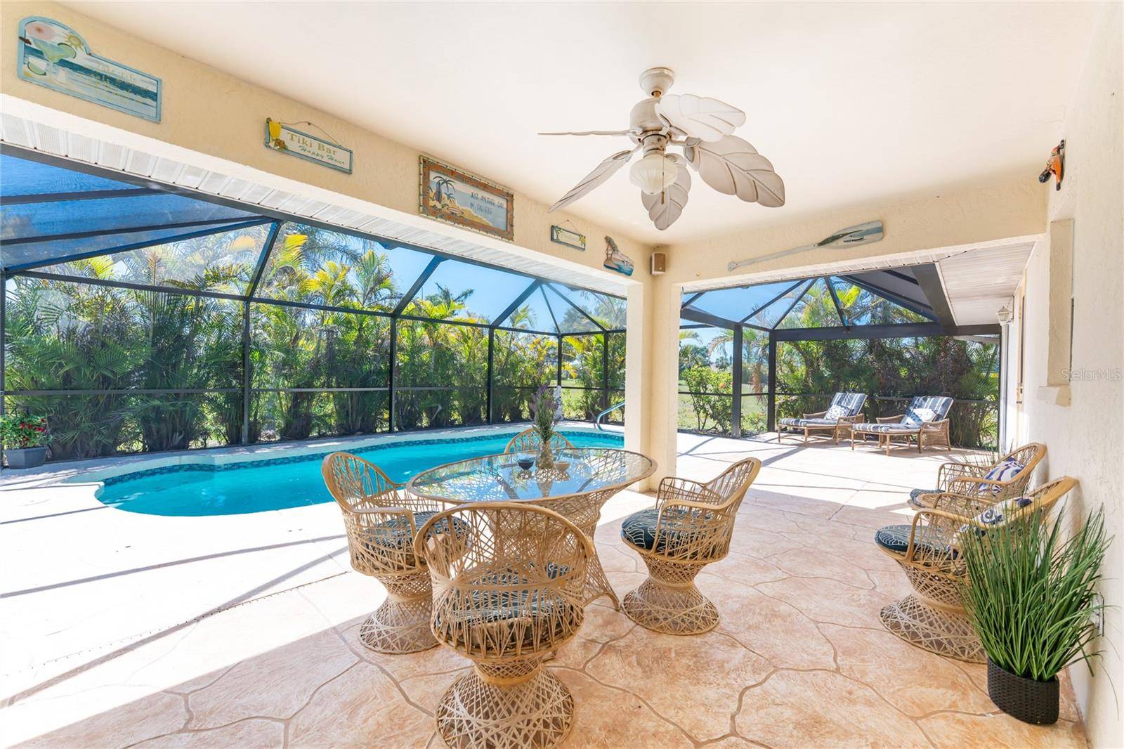 Rotonda West, FL 33947,279 MARINER LN