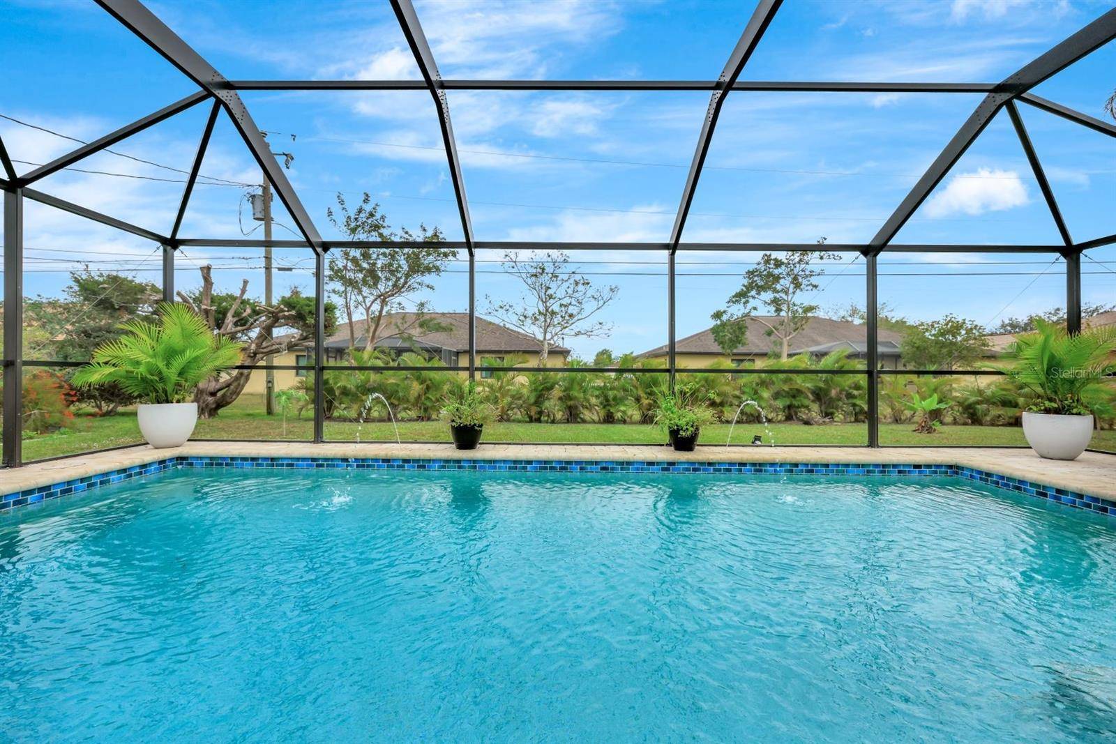 Cape Coral, FL 33990,131 SE 7TH PL