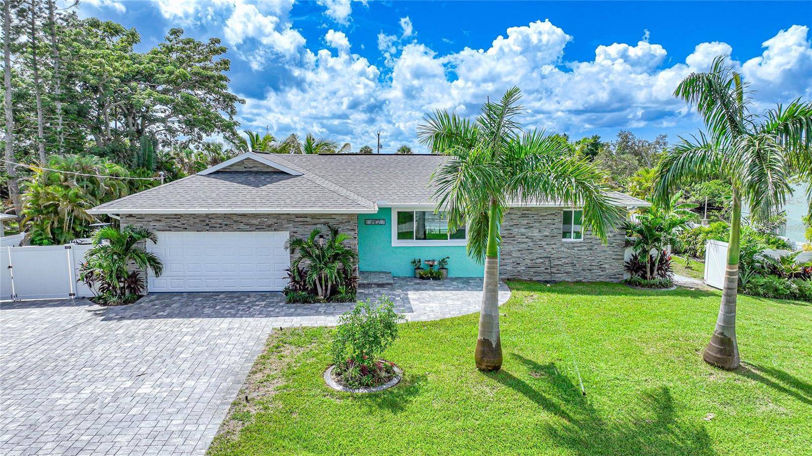 Port Charlotte, FL 33980,192 DANFORTH DR S