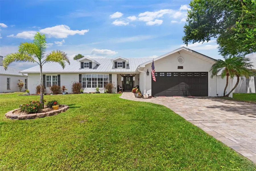 425 CORRIENTES CIR, Punta Gorda, FL 33983
