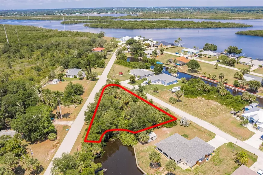 2068 PALM HARBOR TER, Punta Gorda, FL 33982