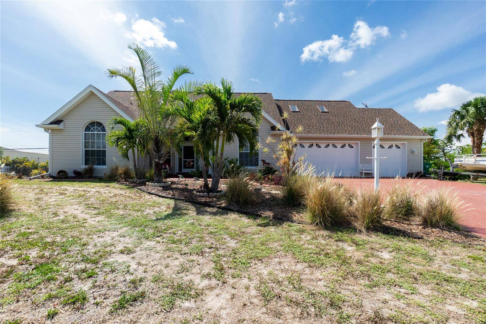Port Charlotte, FL 33981,5219 GUAVA TER