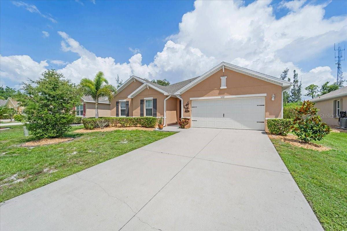 Punta Gorda, FL 33950,7652 MIKASA DR