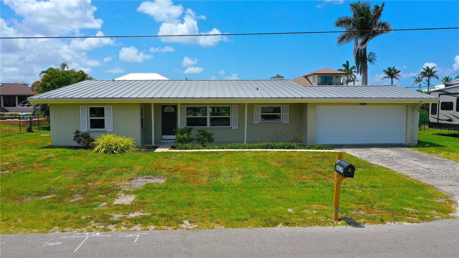 Punta Gorda, FL 33955,24239 YACHT CLUB BLVD