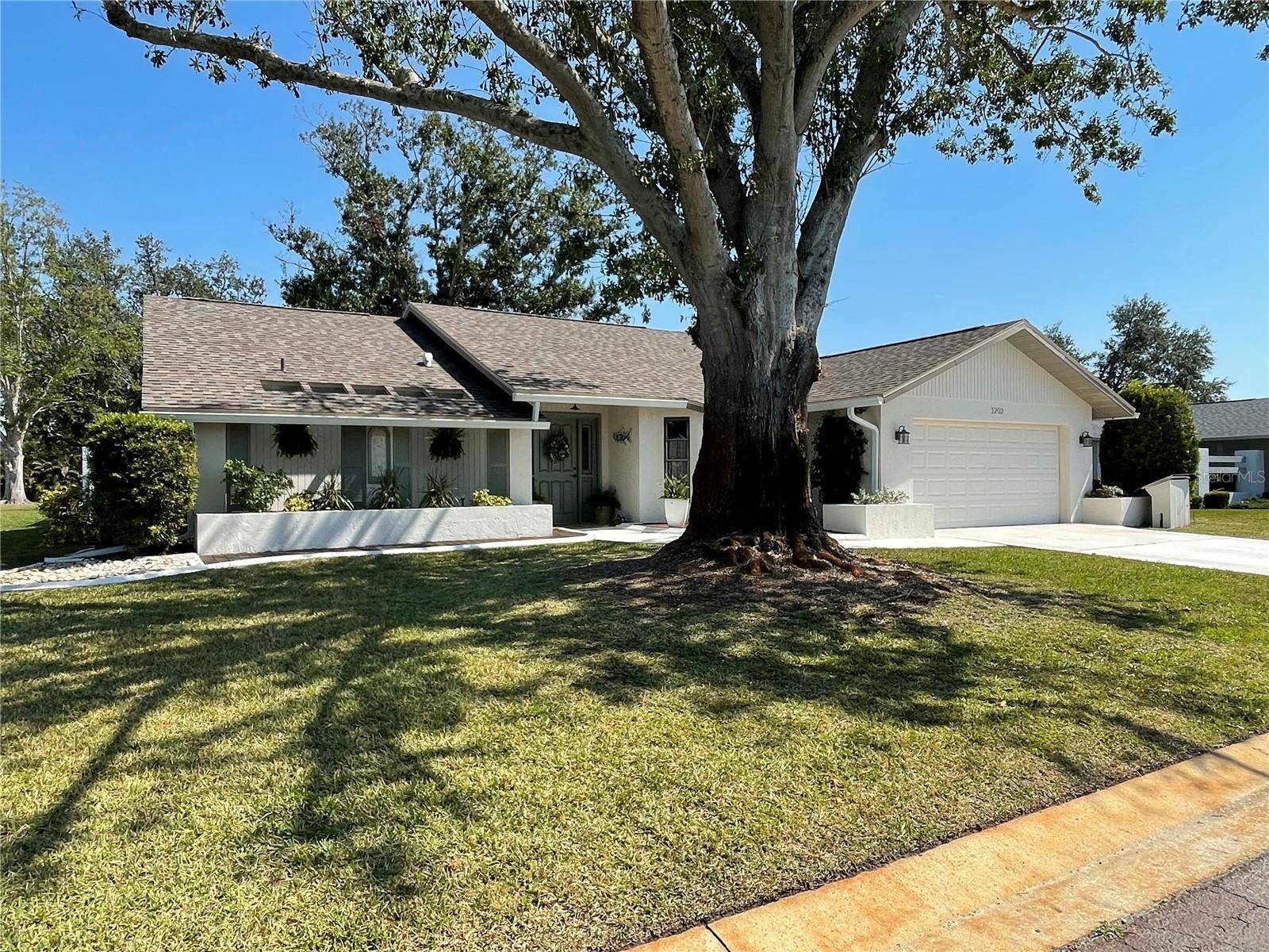 3202 MEADOW RUN DR, Venice, FL 34293