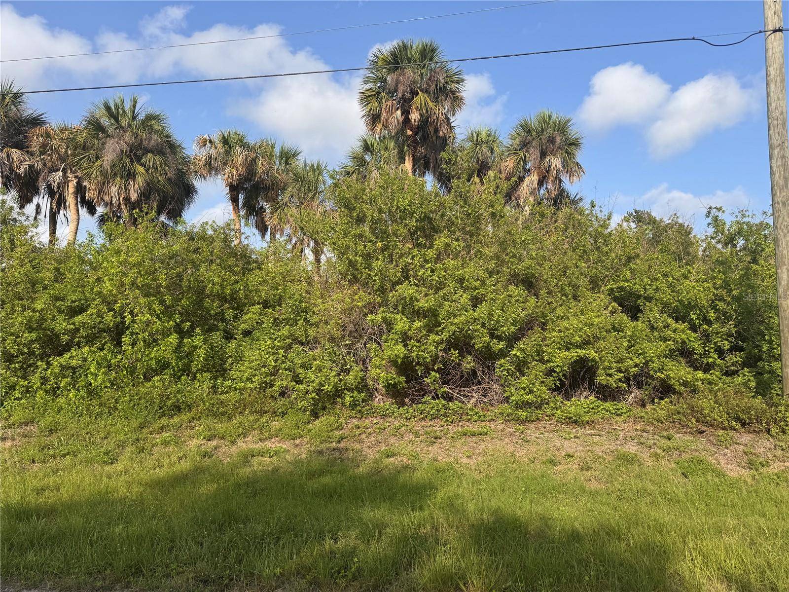 141 GARLAND WAY, Rotonda West, FL 33947