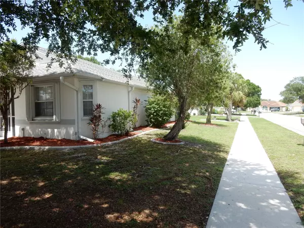 Port Charlotte, FL 33954,500 WINWOOD CT
